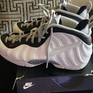 The Air Foamposite Pro 'Chrome White' delivers a neutral take on the retro